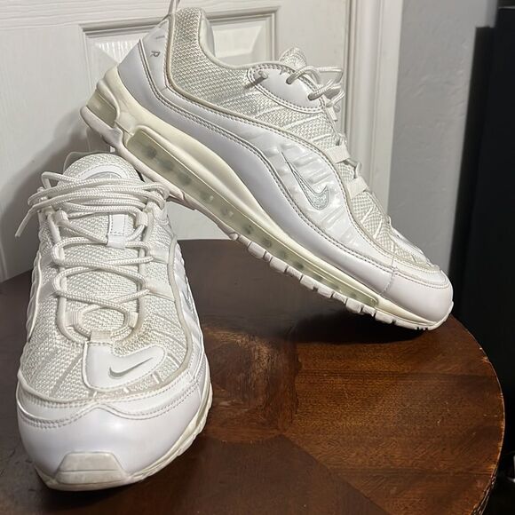 🔥🔥 Nike Air Max 98 “All White” - Men Sz 11.5 - Great Condition - Picture 2 of 11